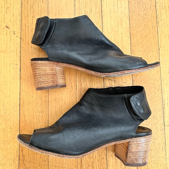 Leather Mule/Heels size 37 - Picture 1 of 4